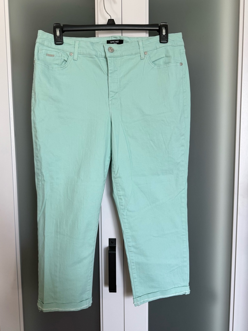 Nine West Stretch Mint Green Cropped Jeans